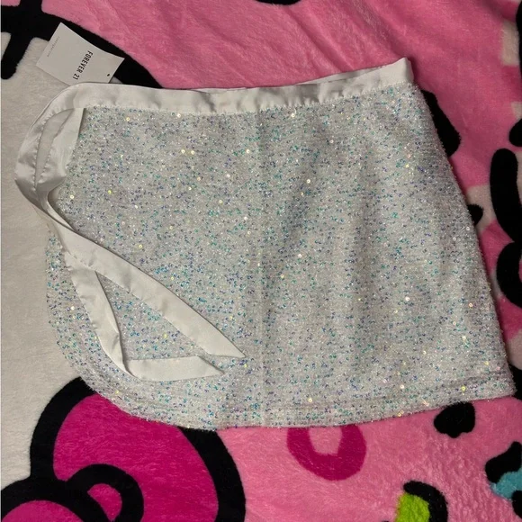 Forever 21 White Sequin Wrap Skirt - Picture 11 of 14